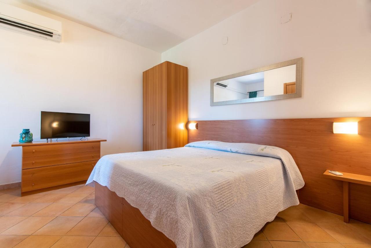 Bonsai B&B Alghero Santa Maria la Palma Eksteriør billede