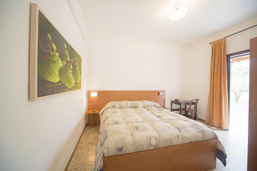 Bonsai B&B Alghero Santa Maria la Palma Eksteriør billede